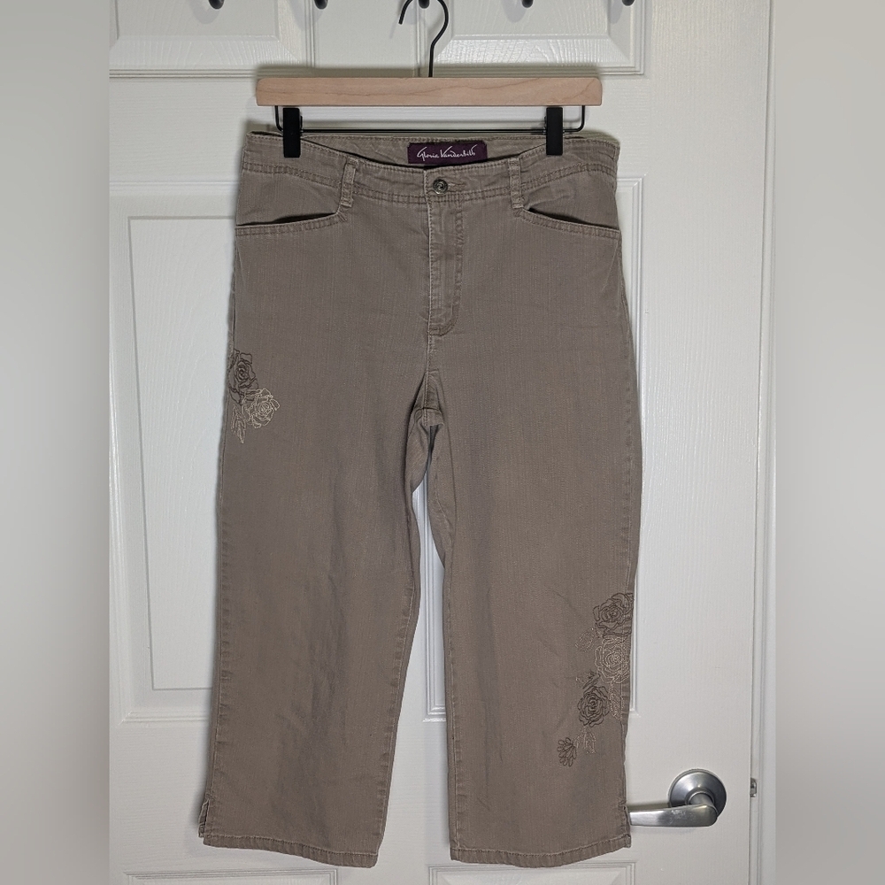 Gloria Vanderbilt Khaki Embroidered Stretch Pants Size 8 Straight Leg Floral